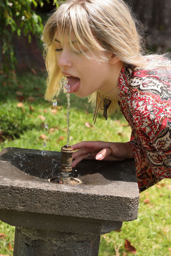 Avery in Postcard From Santa Cruz. Thumb 34