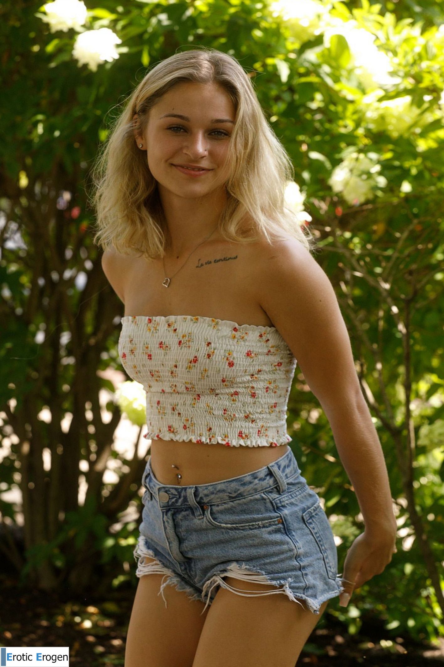 Jezebel Madd in Only In America 2. Фото 28