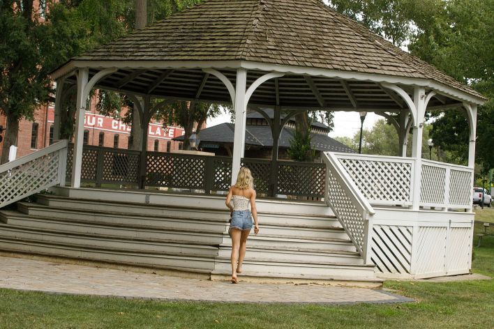 Jezebel Madd in Only In America 2. Эскиз 1