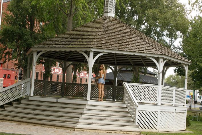 Jezebel Madd in Only In America 2. Эскиз 2