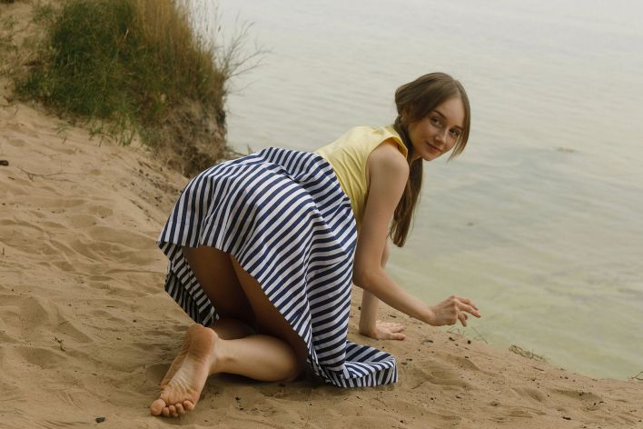 Ariel Gossimer in Tease By The Sea 1. Thumb 39