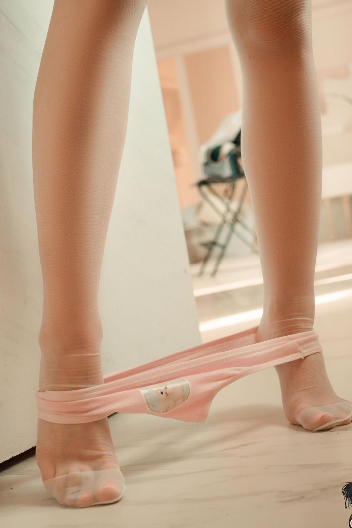 Pixi in Breakfast Routine. Thumb 34