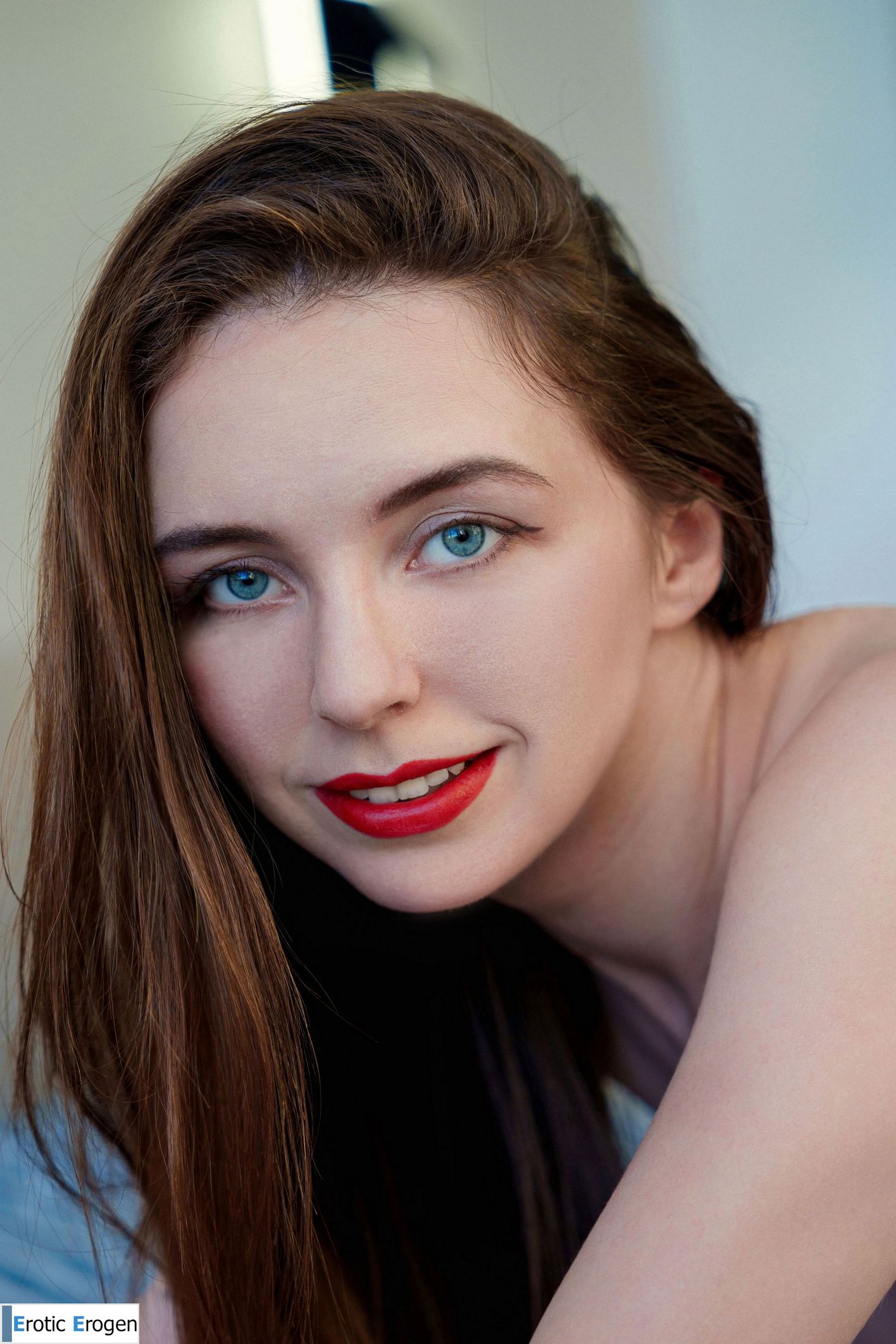 Maria Mane in Blue Stripe. Фото 26