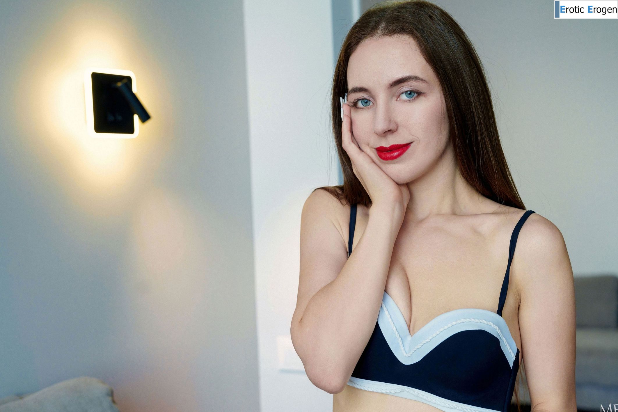 Maria Mane in Blue Stripe. Фото 5