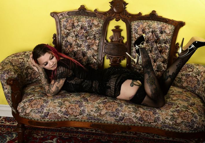 Pinkpashionhd in Vintage Blues. Thumb 10