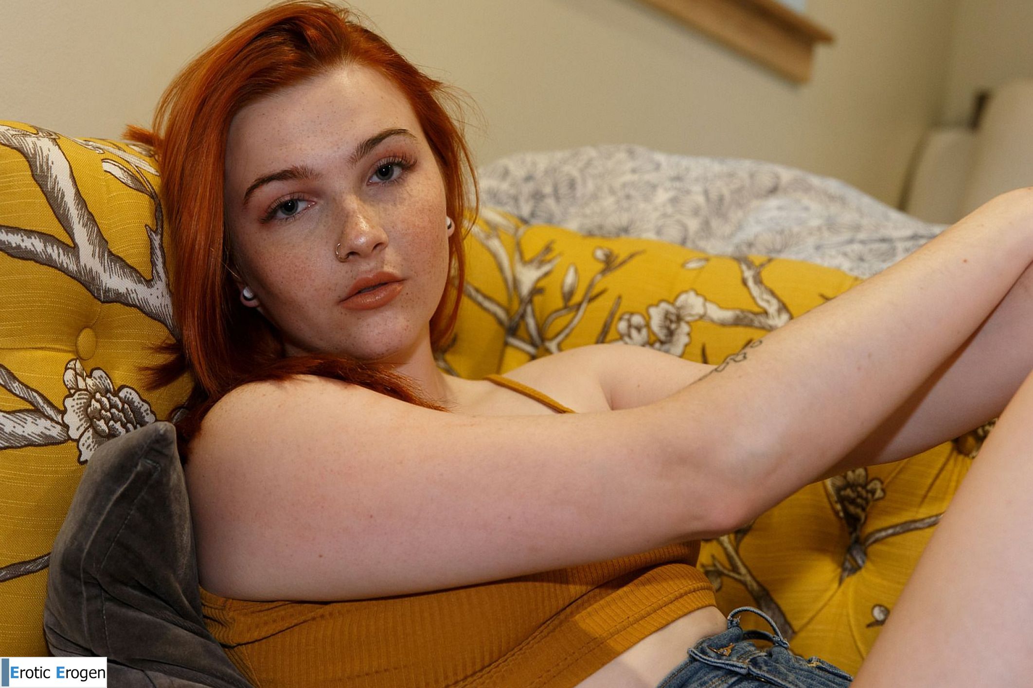 Rae Frederickson in Shares Joy. Picture 7