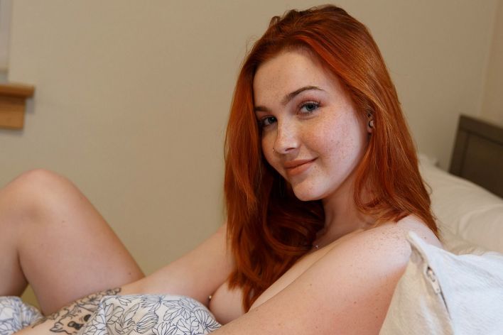 Rae Frederickson in Shares Joy. Thumb 50