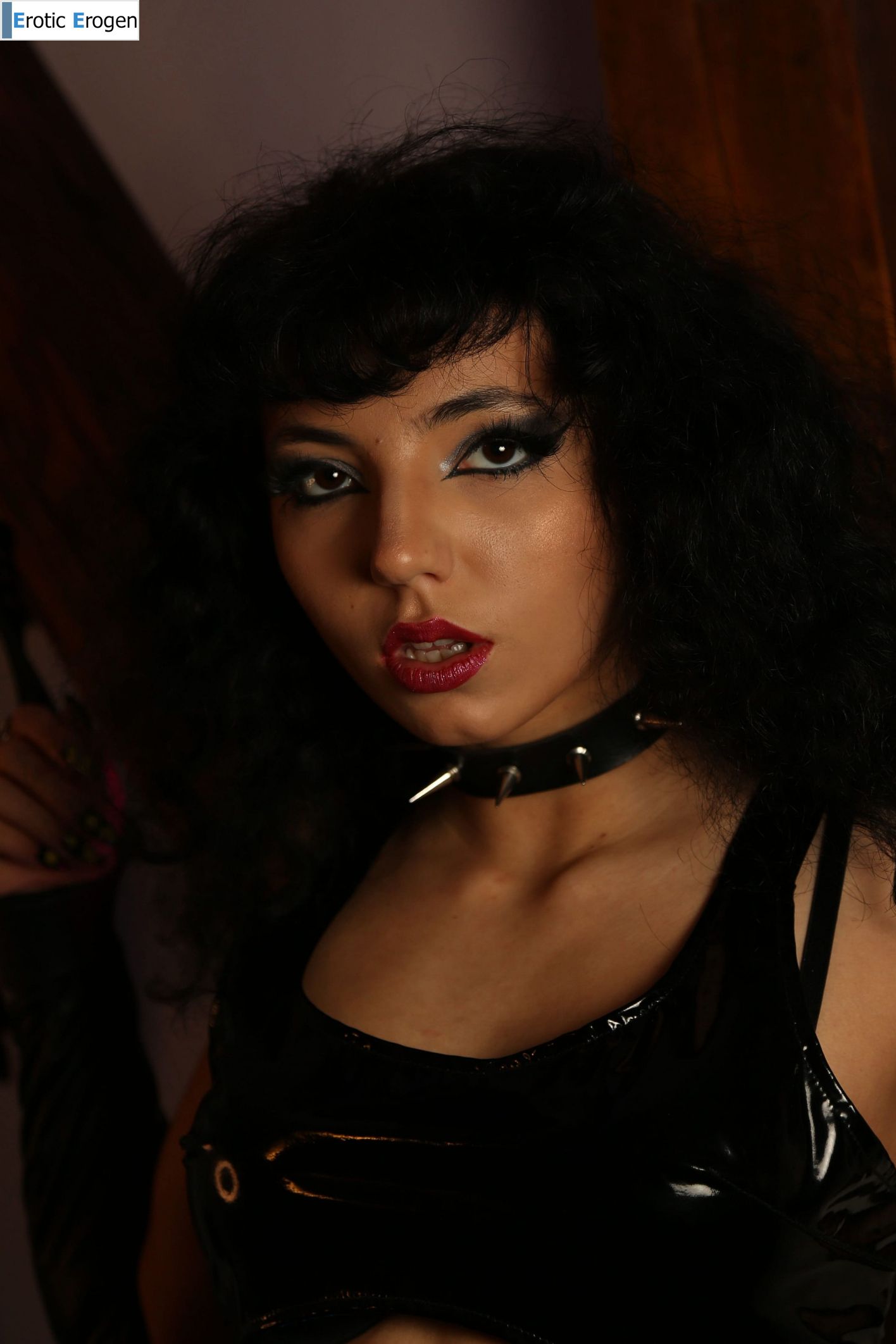 Mitzi X in Hard Orgasm 1. Фото 5