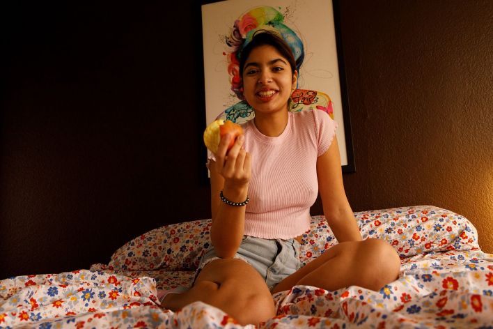 Hazel Heart in Them Apples. Thumb 12