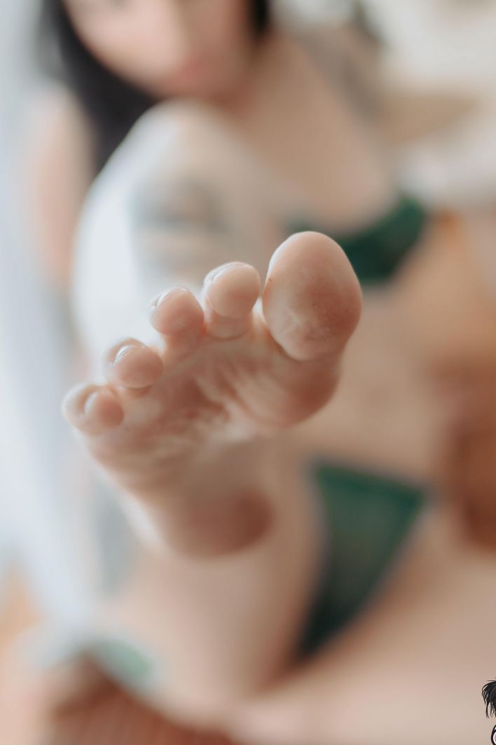 Eveel in Dream Cottage. Thumb 11