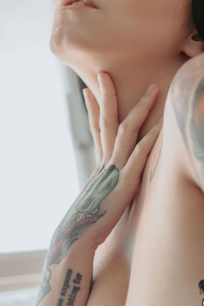 Eveel in Dream Cottage. Thumb 19