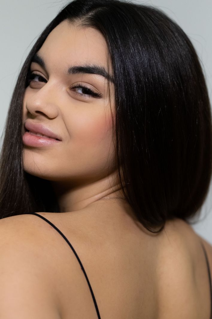 Sola in Late Lunch. Эскиз 4