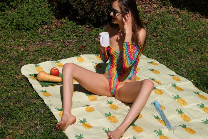 Violet Viper in Rainbow Road. Thumb 1