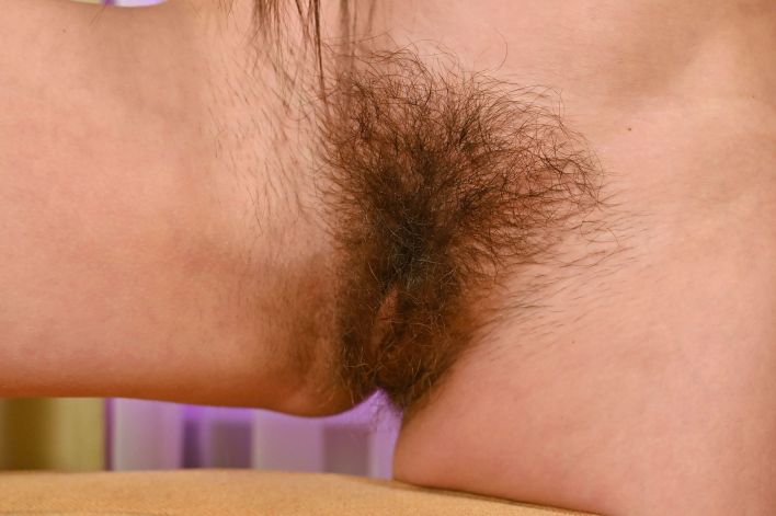 Camilla Benz in Sexy Woman. Thumb 47