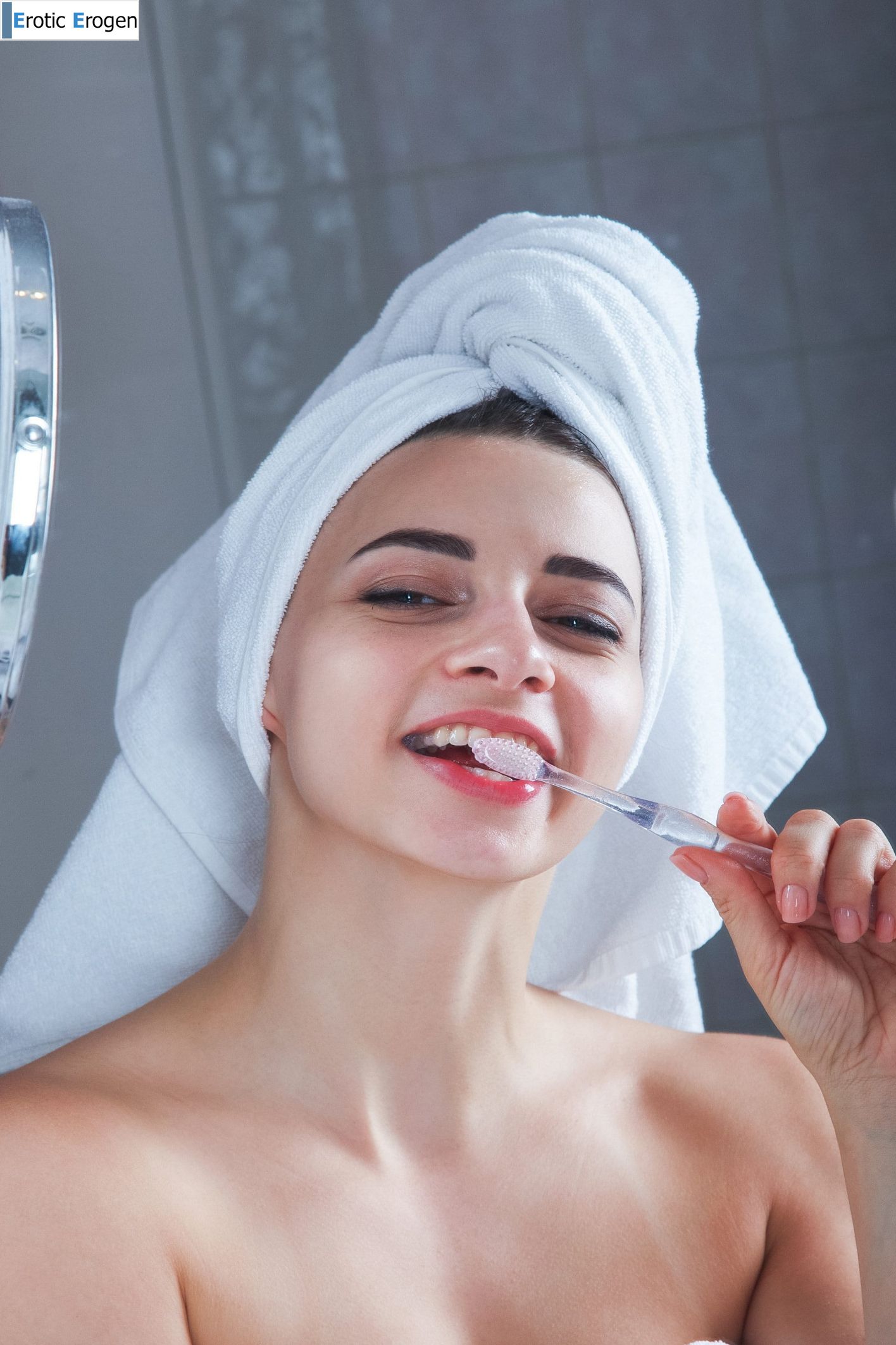 Elle Mira in V Elle Ntine. Slide 6