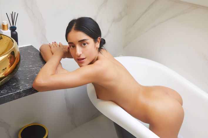 Ara Mix in Wet Heat. Эскиз 37