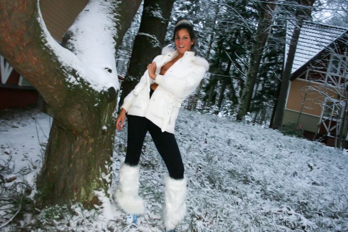 Isabella in Exhibitionist. Эскиз 47