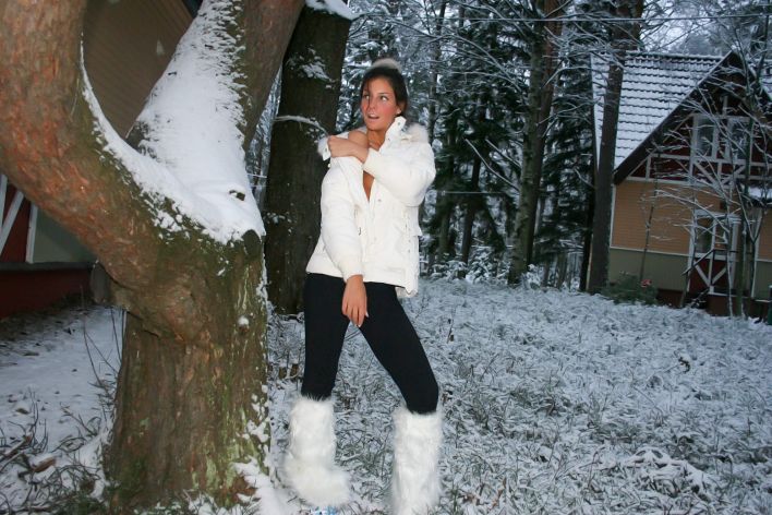 Isabella in Exhibitionist. Эскиз 49