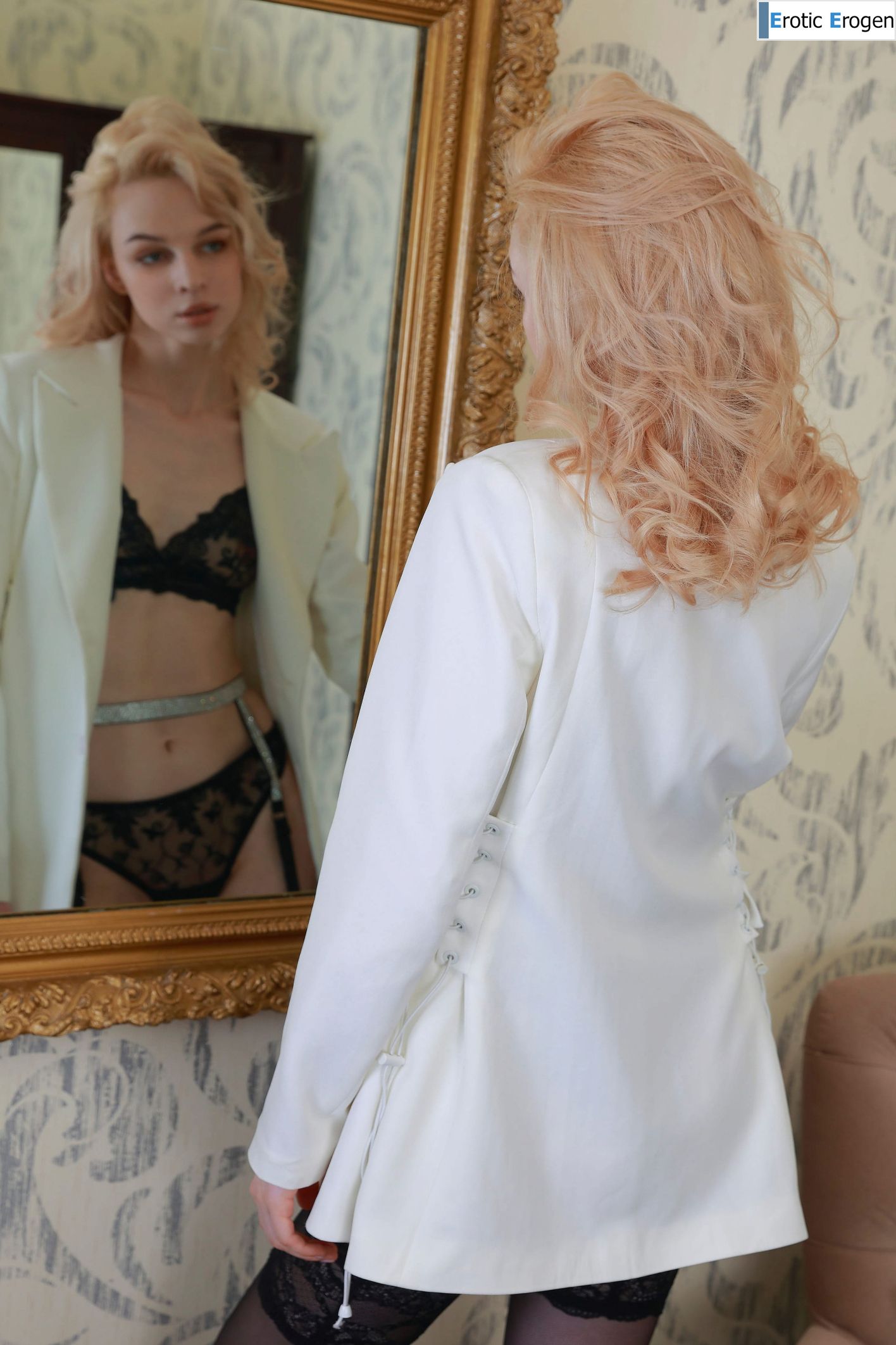 Elfiolla in Presenting Elfiolla. Slide 1