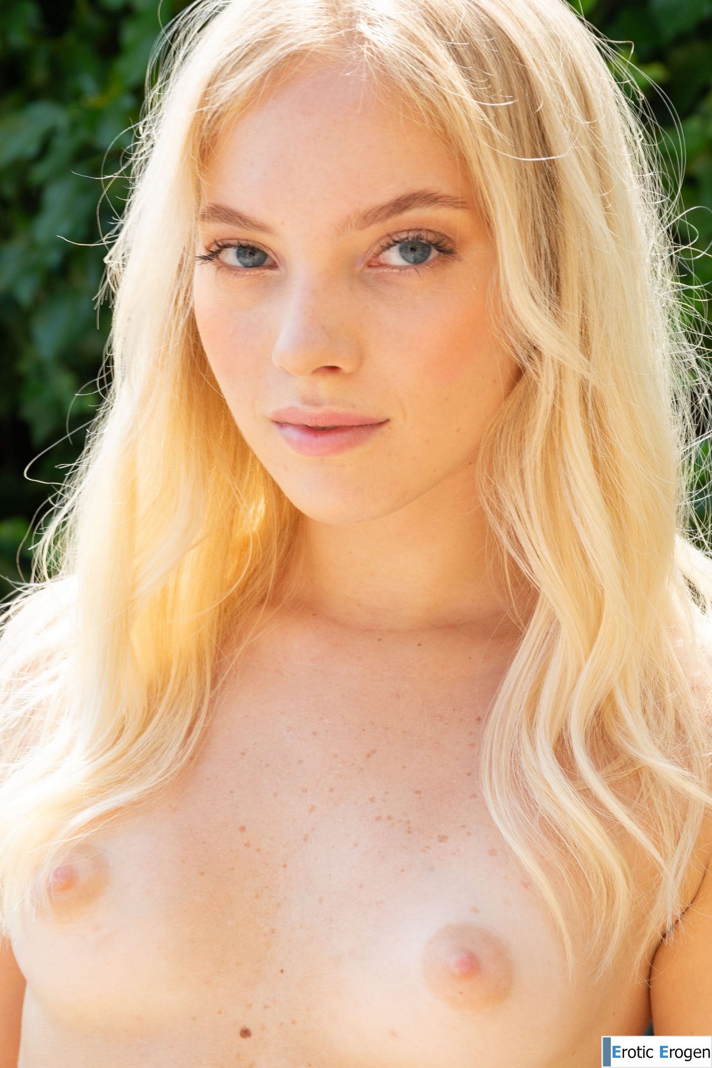 Bella Spark in Quiet Moments. Slide 36