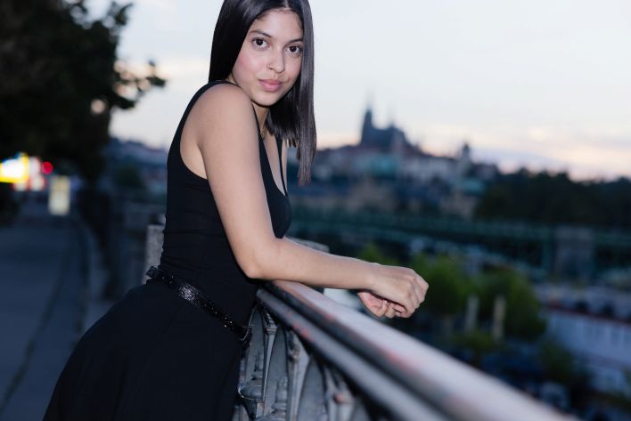 Gia Rosse in First Walk. Thumb 14