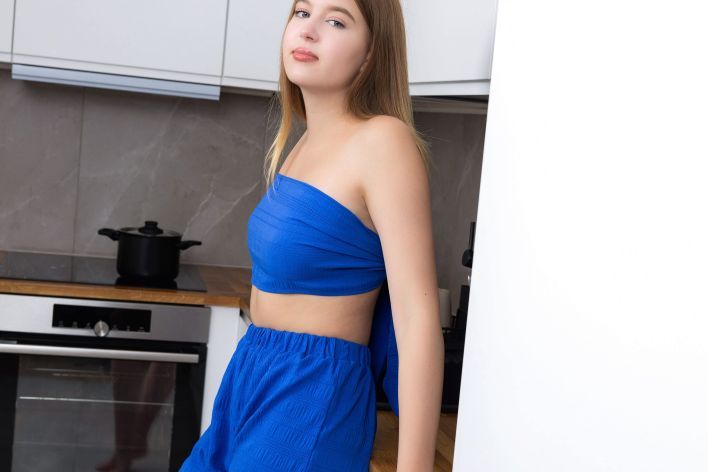 Nikoletta in Lick Me. Thumb 2