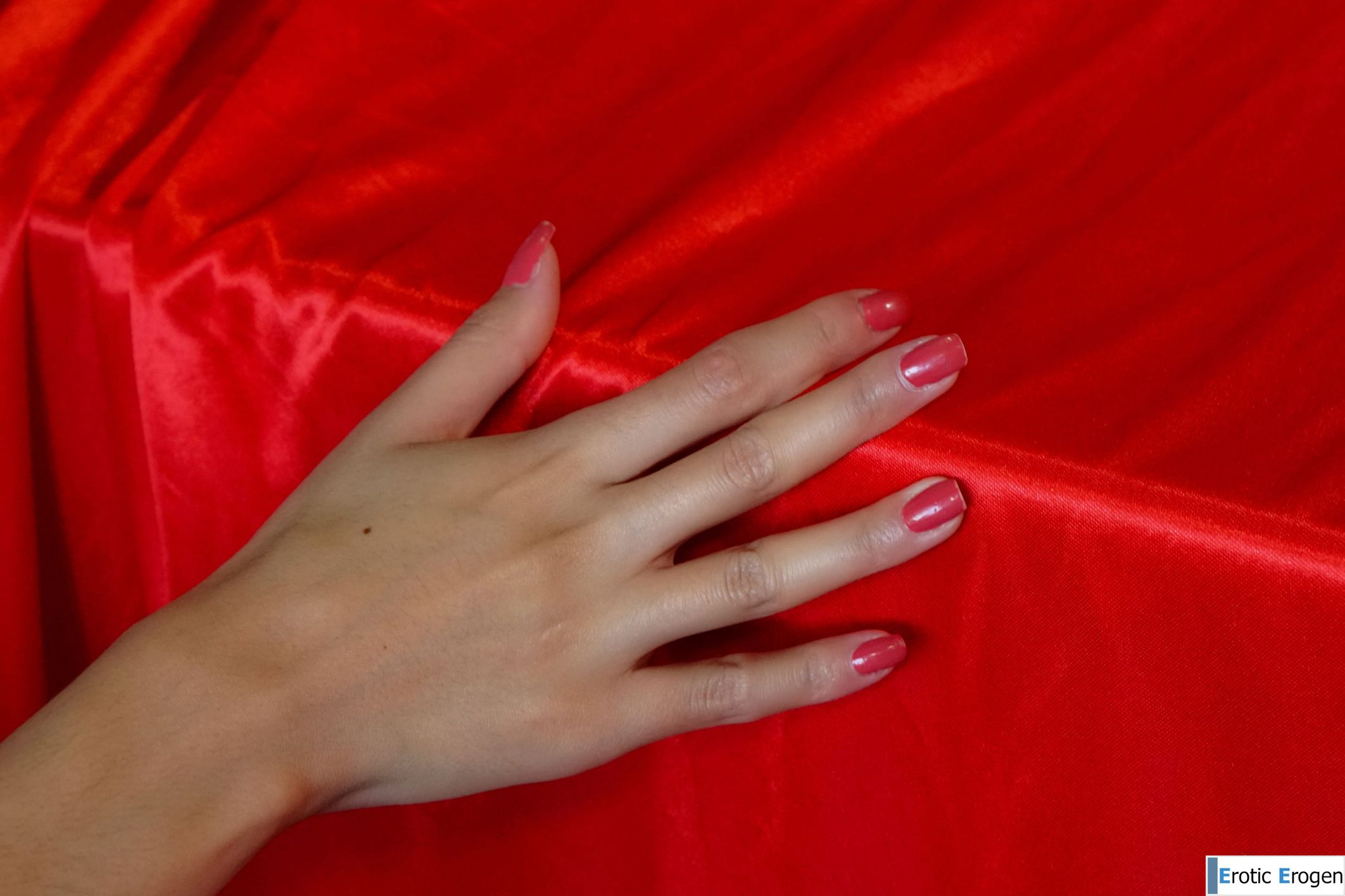 Arissa in Red 1. Slide 5
