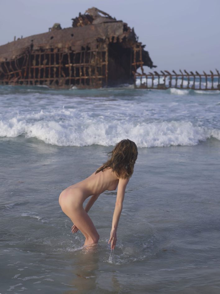 Proserpina in Atlantic Ocean. Thumb 19