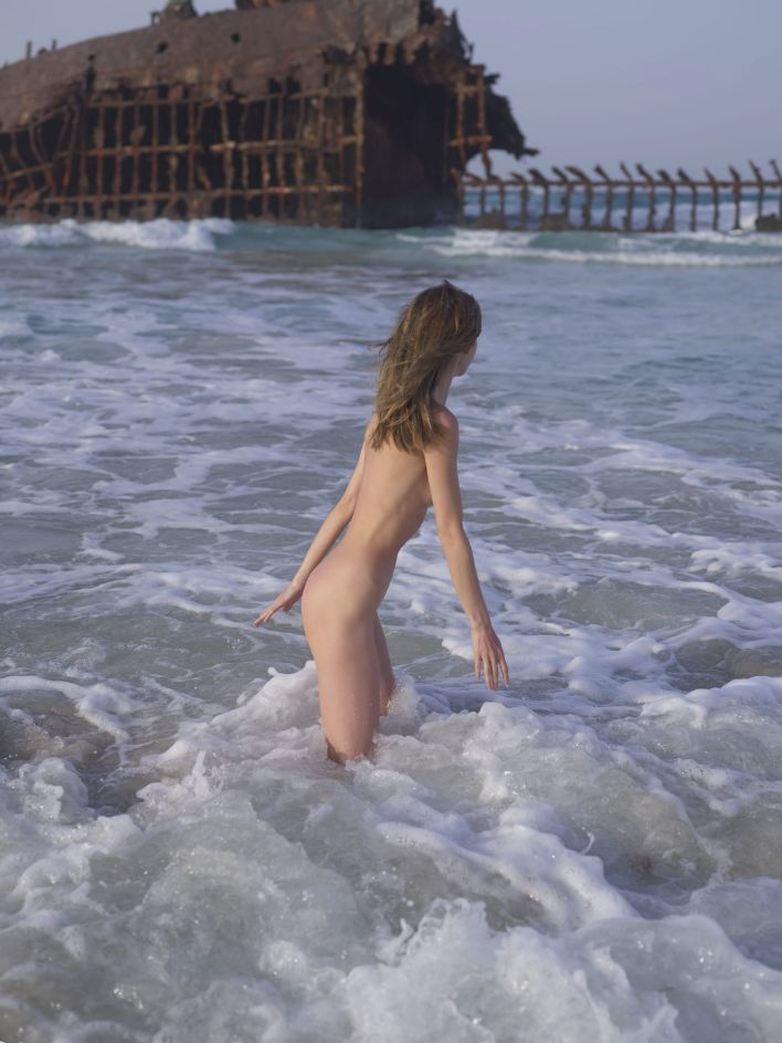 Proserpina in Atlantic Ocean. Thumb 21