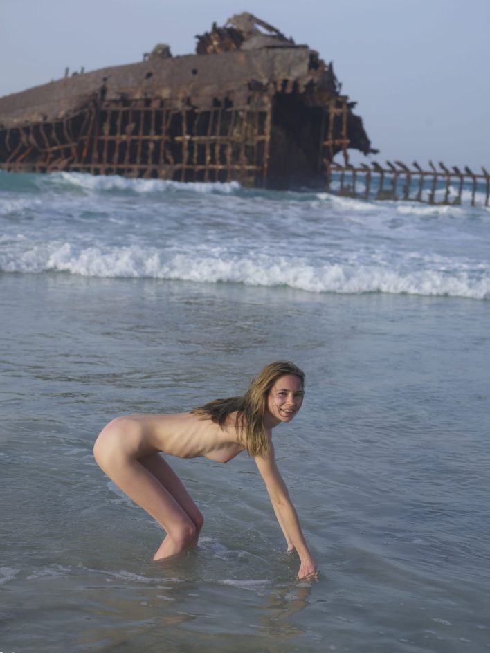 Proserpina in Atlantic Ocean. Thumb 23