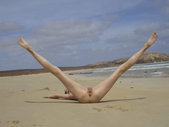 Proserpina in Beach Exhibitionist. Thumb 37