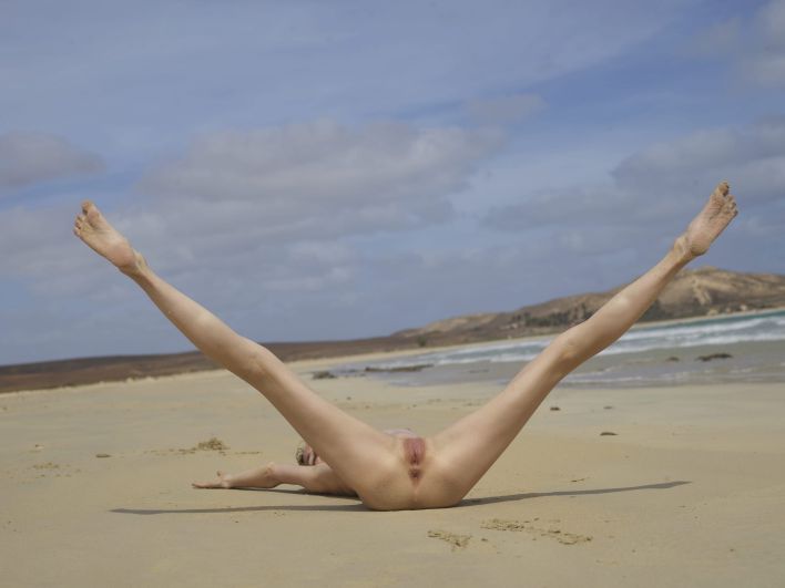 Proserpina in Beach Exhibitionist. Thumb 38