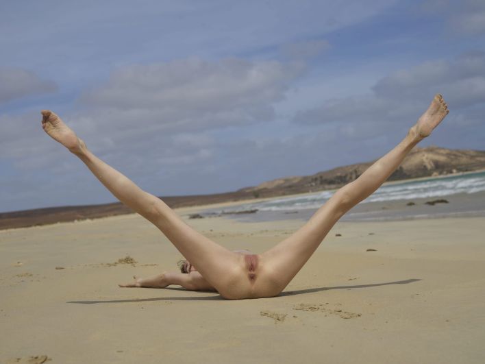 Proserpina in Beach Exhibitionist. Thumb 39