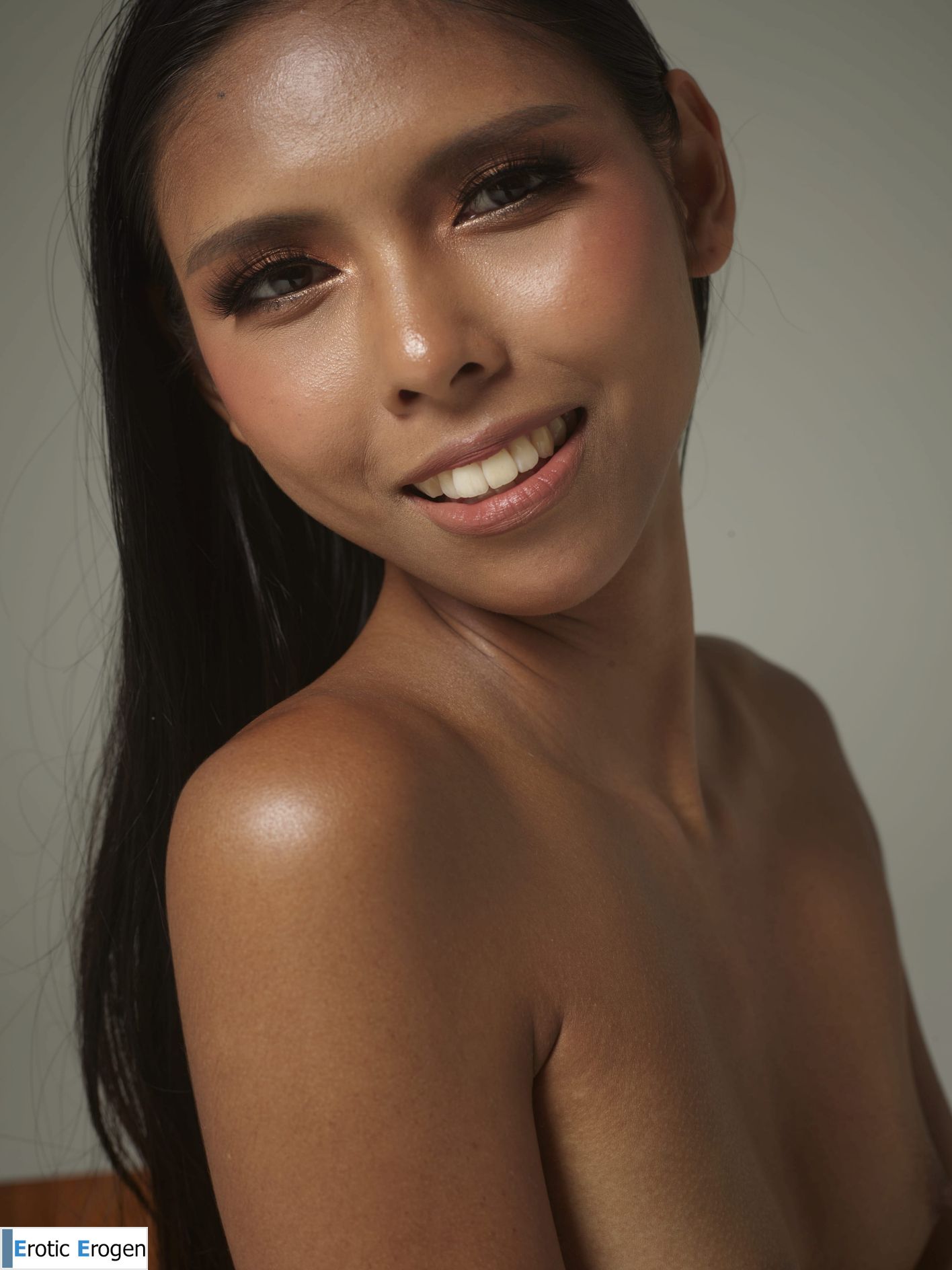 Allie Asia in Thai Top Model. Slide 13