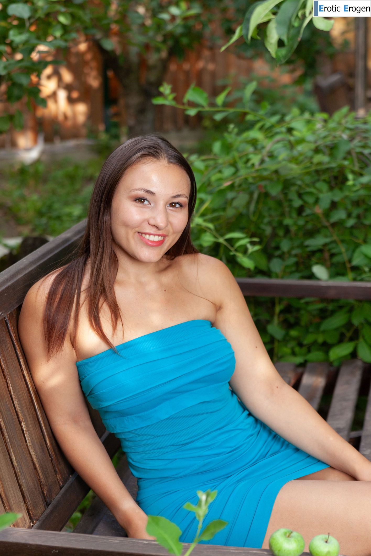 Sumiko in Flirtatious Fun. Slide 1