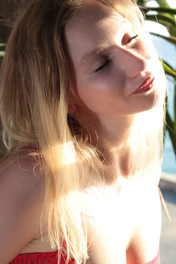 Annie Anne in Among The Palms. Thumb 17