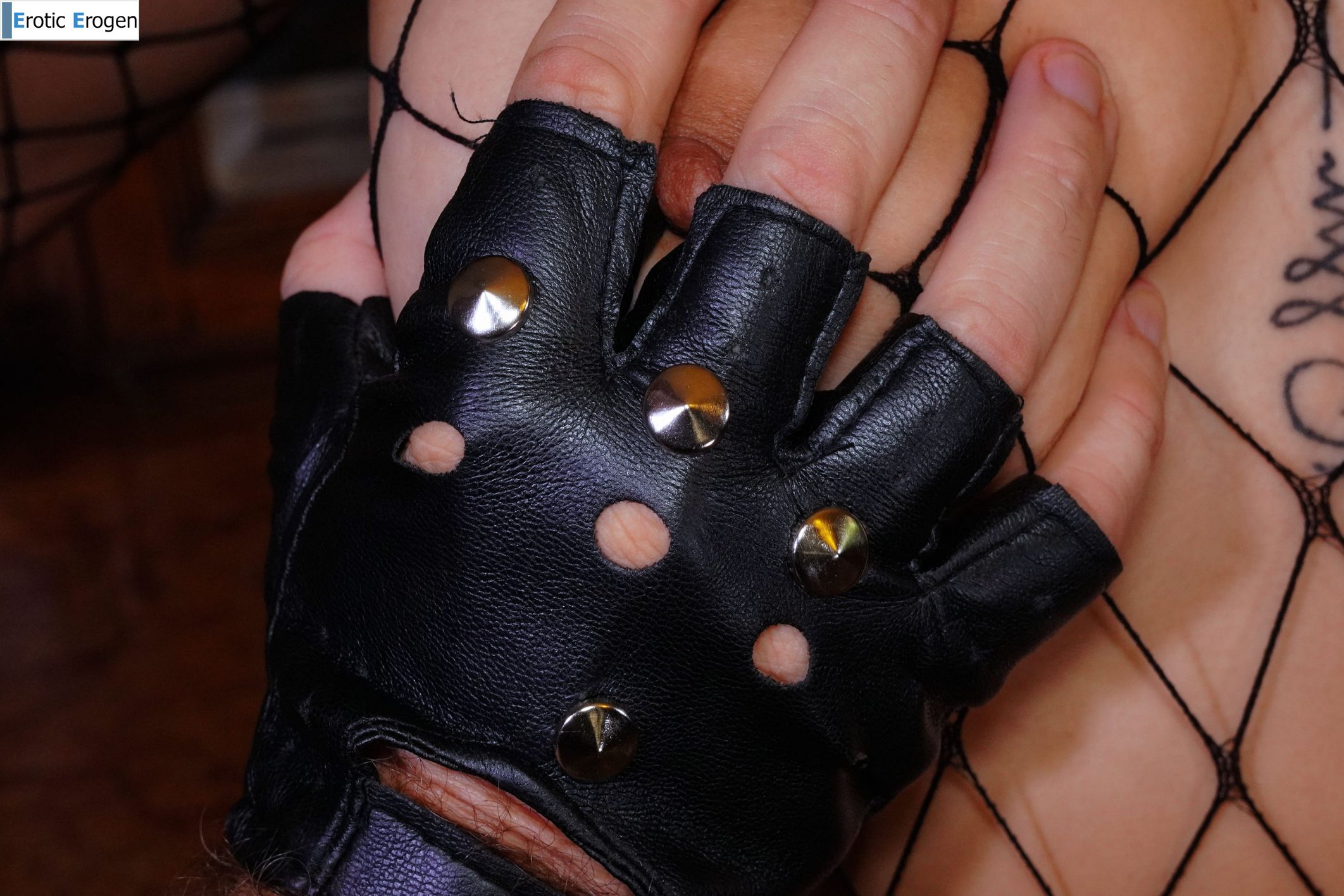 Flor in Black Fantasy 1. Slide 13