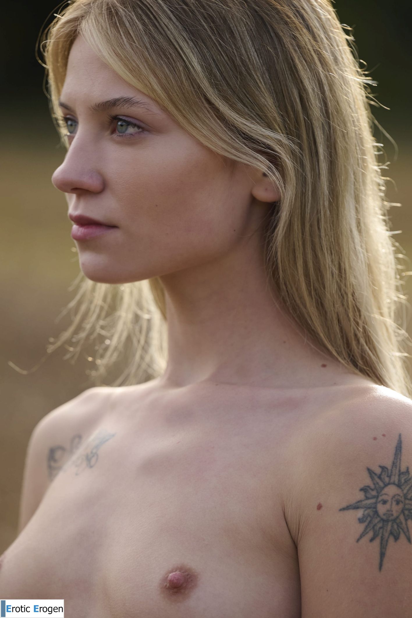 Molli in Naked Outdoors. Slide 4