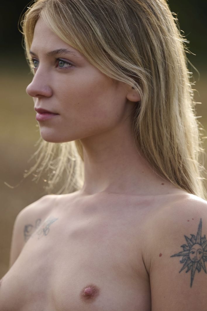 Molli in Naked Outdoors. Thumb 4