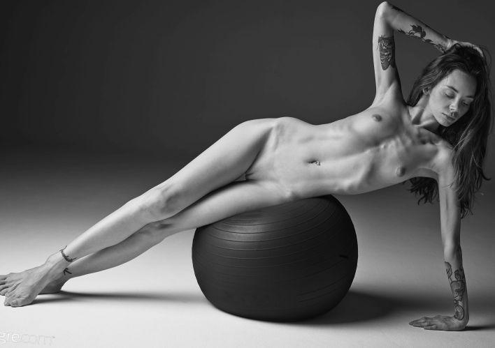 Inga in Black And White Nude Art. Thumb 27